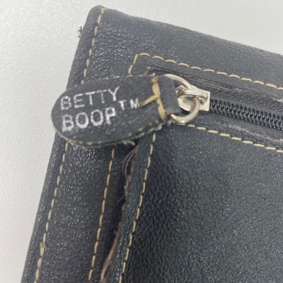 Betty Boop Wallet - Picture 3 of 8
